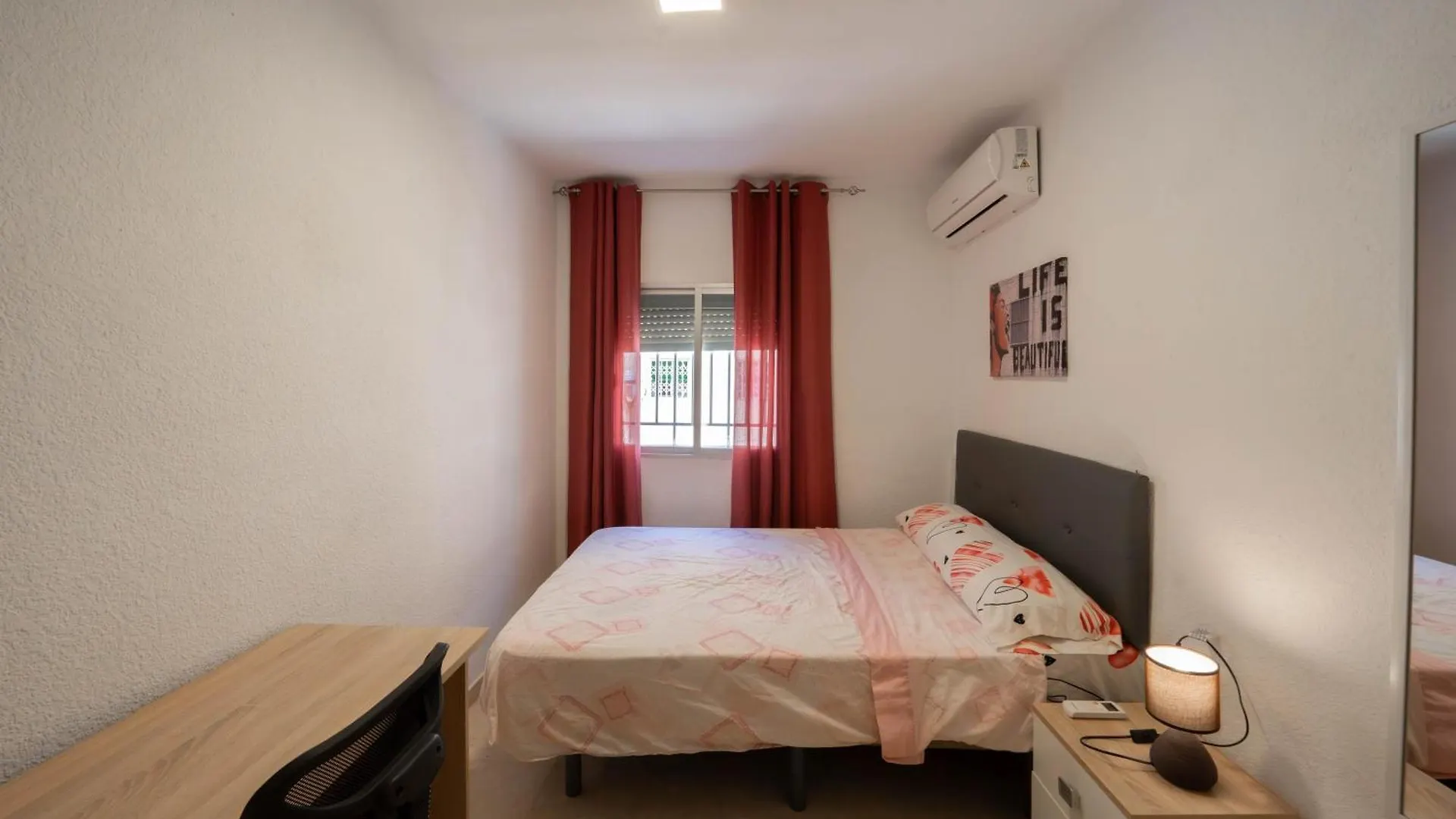 Apartment Amplio Apartamento Cerca De La Playa By Almeria2Stay