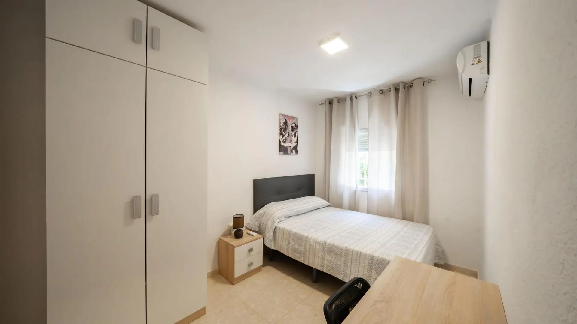 Amplio Apartamento Cerca De La Playa By Almeria2Stay