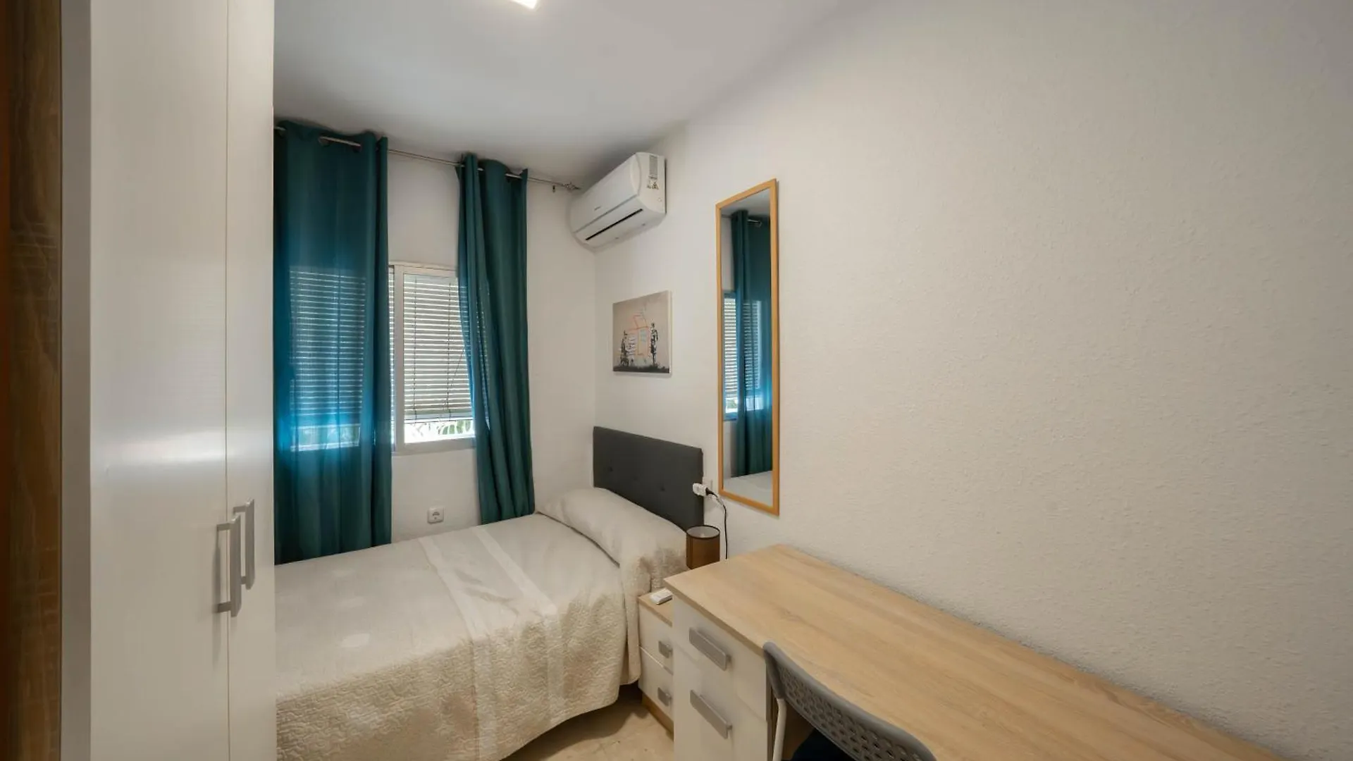 Amplio Apartamento Cerca De La Playa By Almeria2Stay Spain