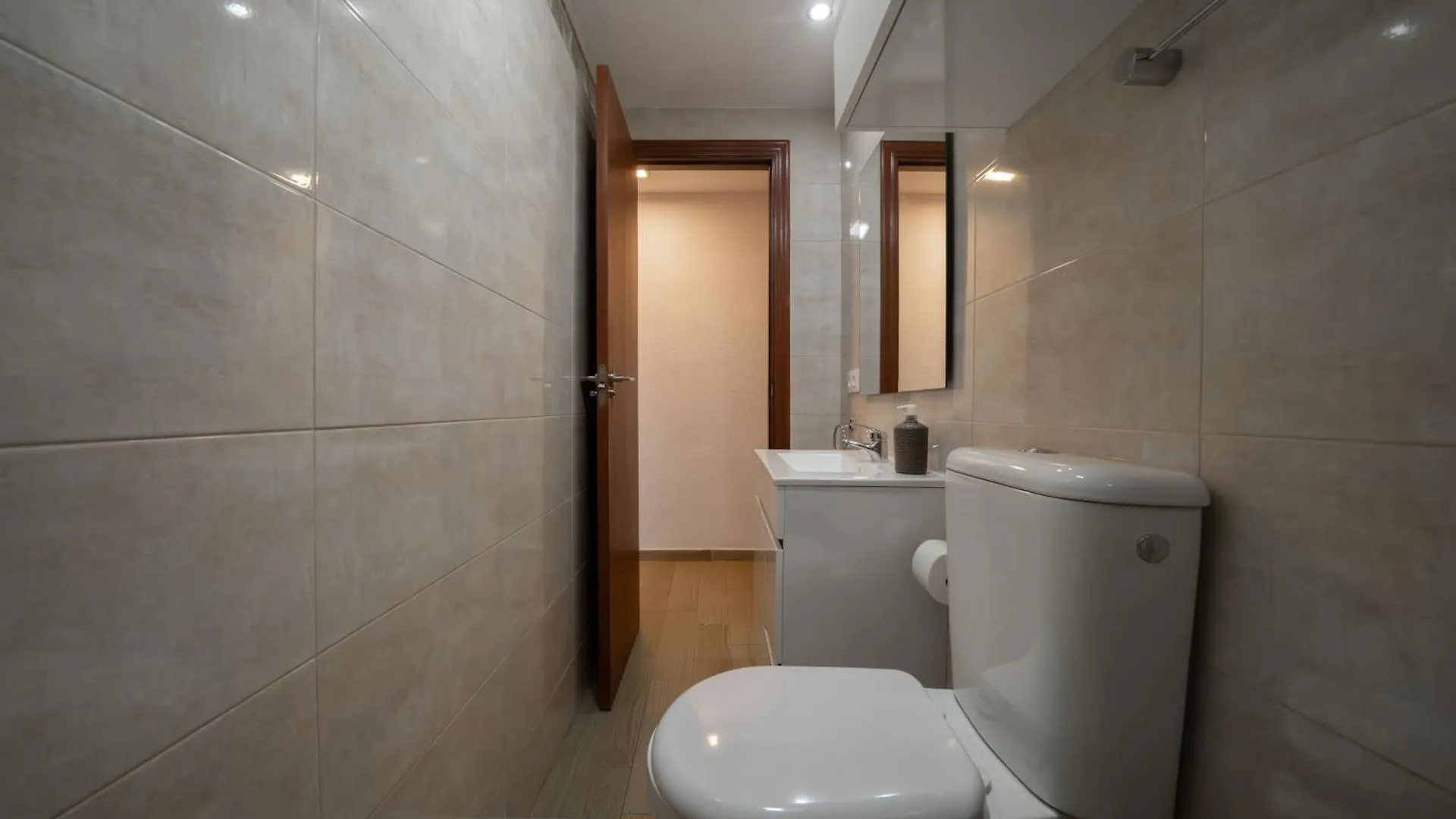 Amplio Apartamento Cerca De La Playa By Almeria2Stay 0*, Almeria